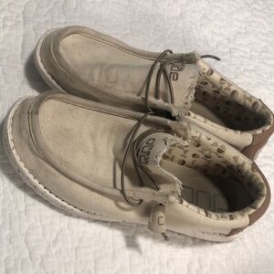 Mens Hey Dude shoes size 9